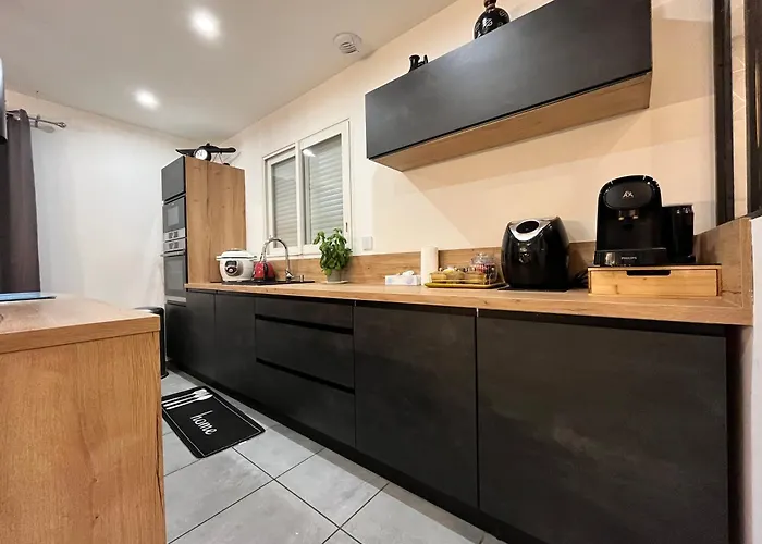 Villa Familiale Avec Piscine, Jardin,cosy & Calme *