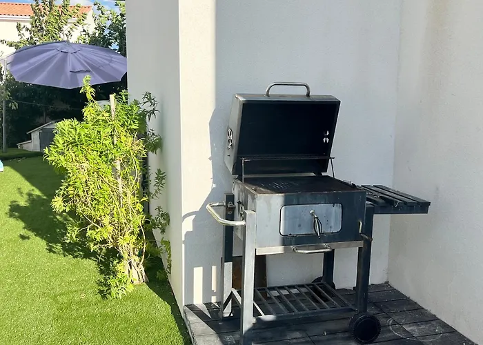 Villa Familiale Avec Piscine, Jardin,cosy & Calme *