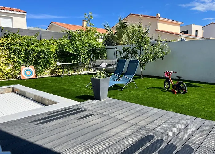 Familiale Avec Piscine, Jardin,cosy & Calme Villa