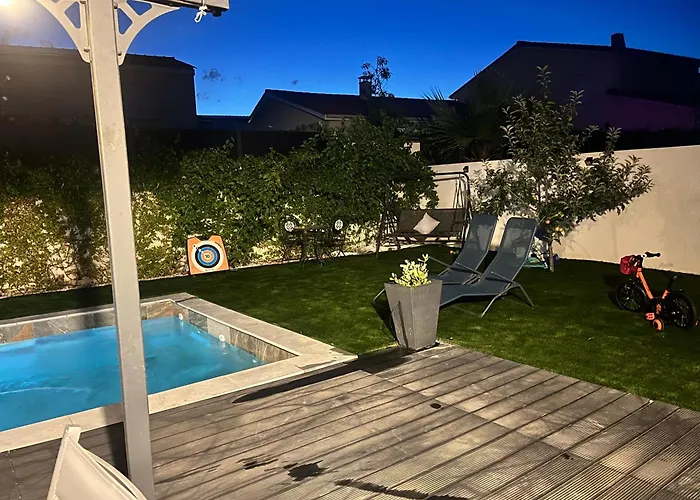 Familiale Avec Piscine, Jardin,cosy & Calme * Cournonterral